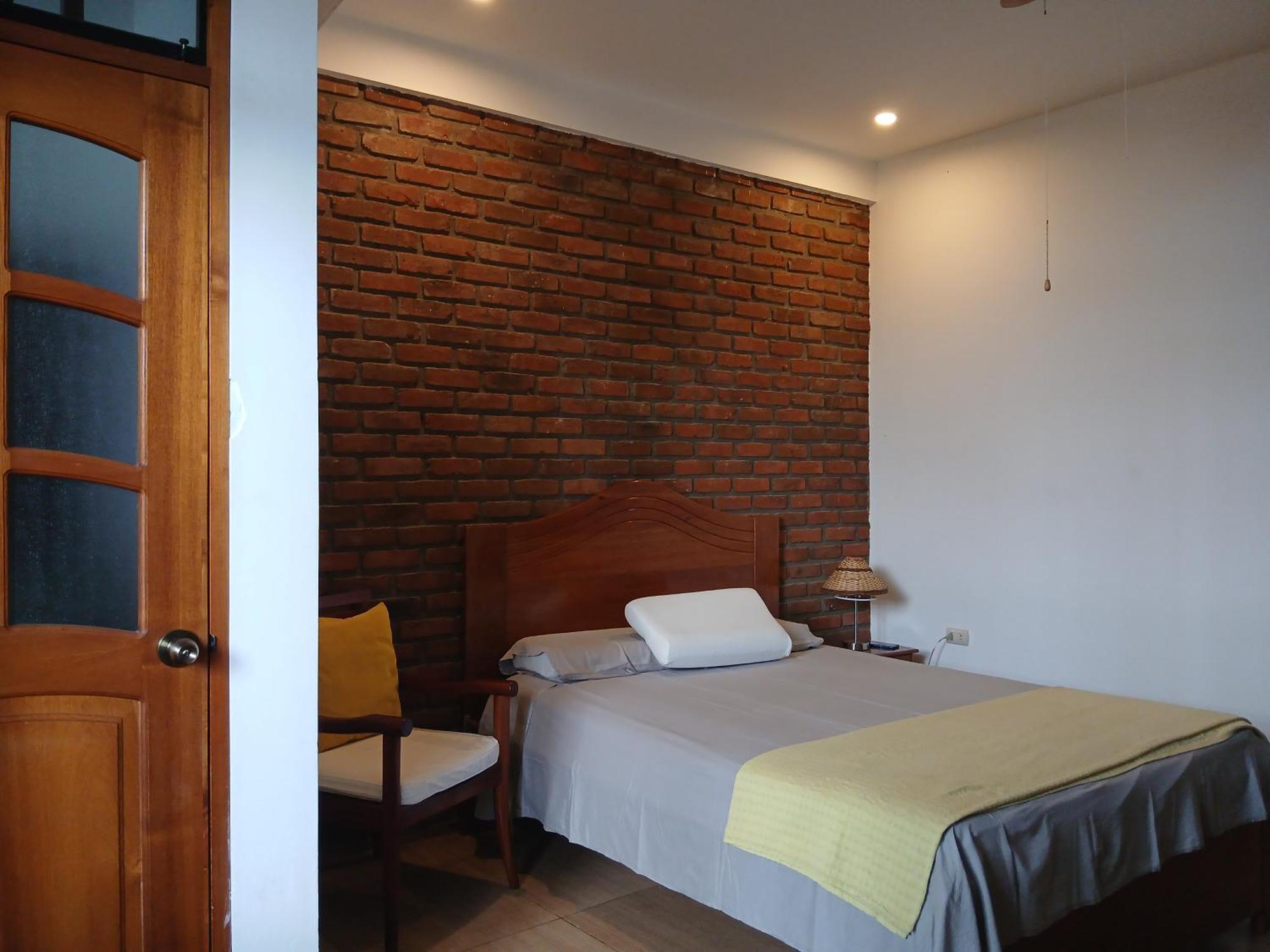 Alojamiento Familiar Custodia Tarapoto Ngoại thất bức ảnh