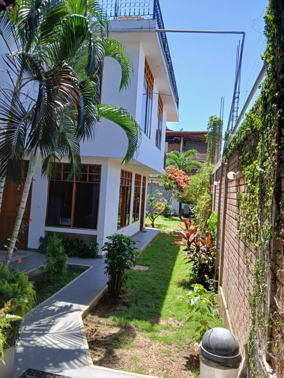 Alojamiento Familiar Custodia Tarapoto Ngoại thất bức ảnh
